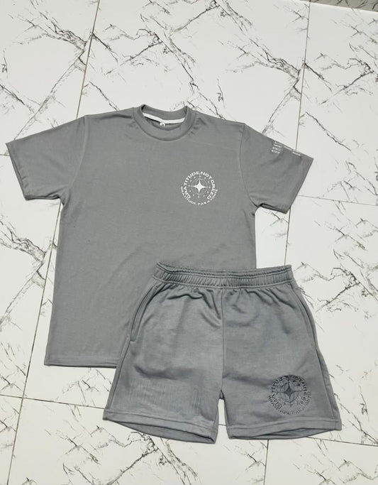 GNG ESSENTIAL SHORT SET GRAPHITE