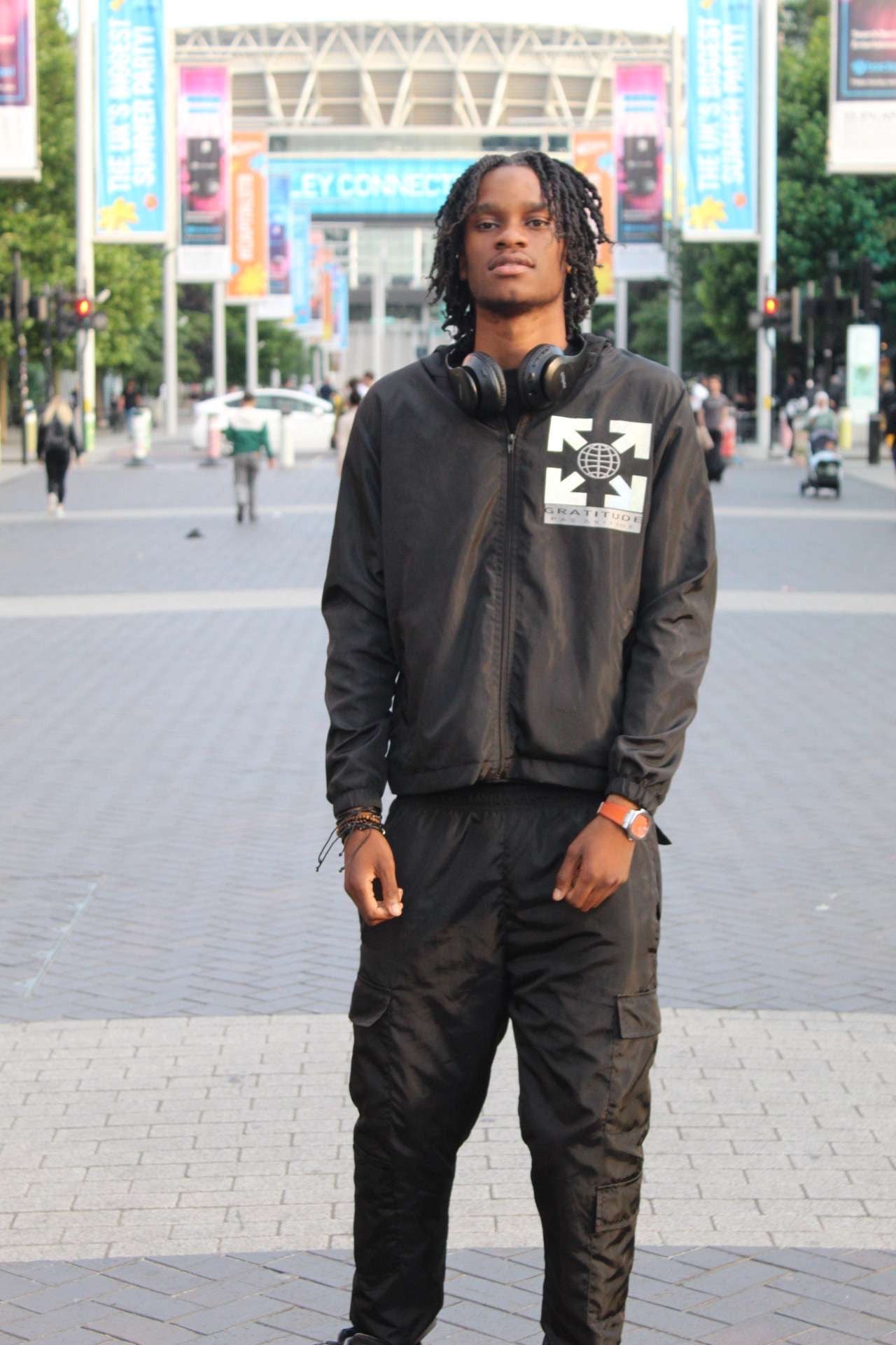 GNG black reflective windbreaker hoodie